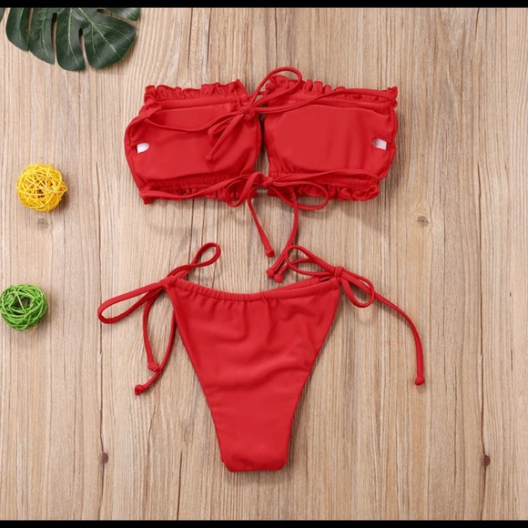 Two piece swimwear - Picture 3 of 8